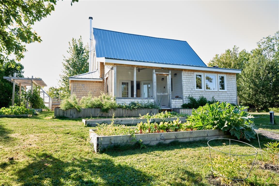 Shore Cottage