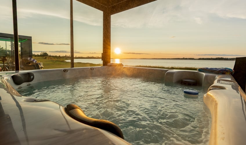 Stunning Riverside Escape