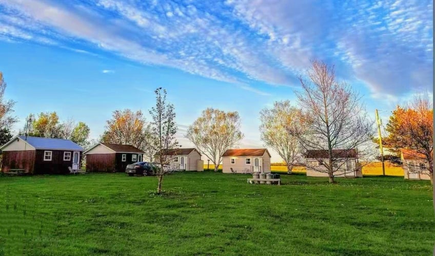 Rachel's Motel & Cottages