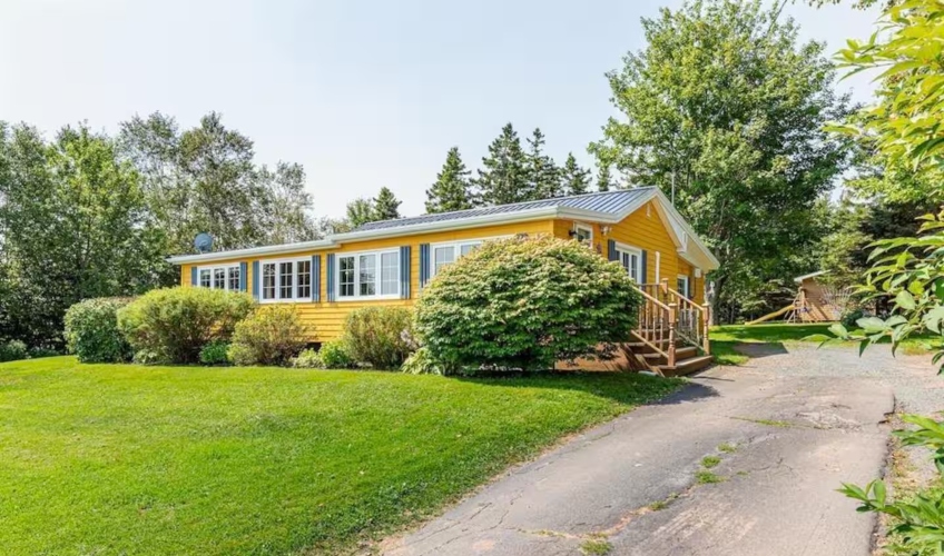 Yellow Home on the River Accommodations