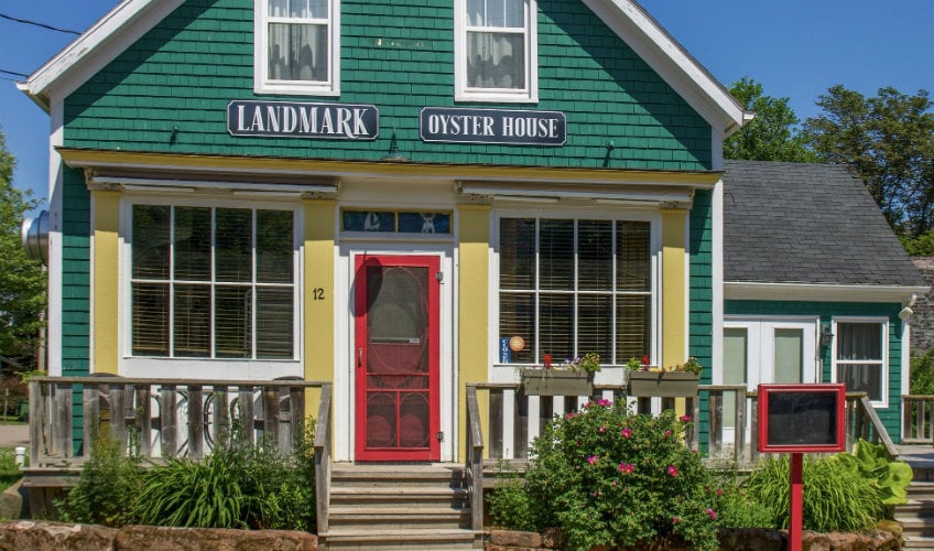Landmark Oyster House