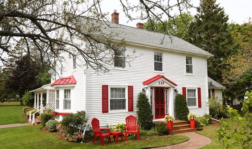 The Warm House Retreat Bed and Breakfast