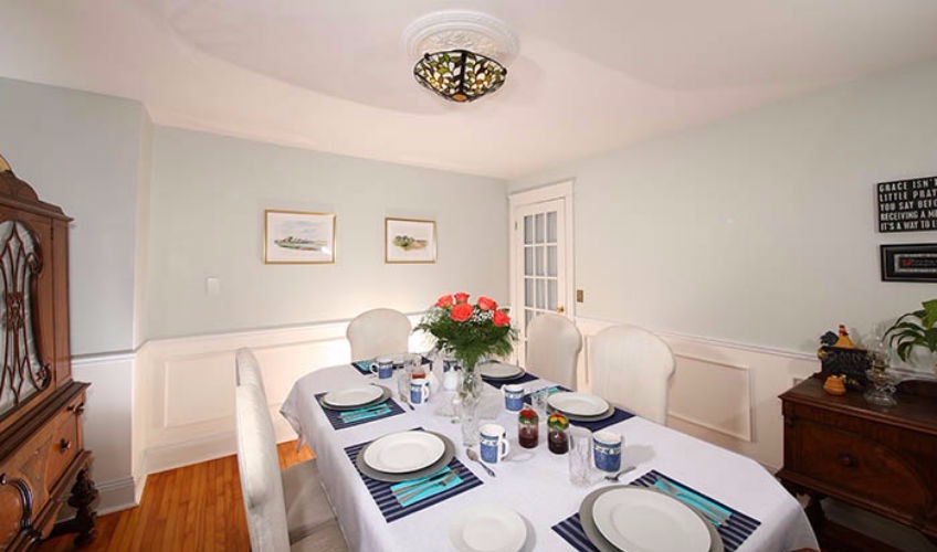 The Warm House Retreat Bed and Breakfast