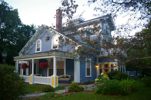 Dawson House B&B Dawson House B&B