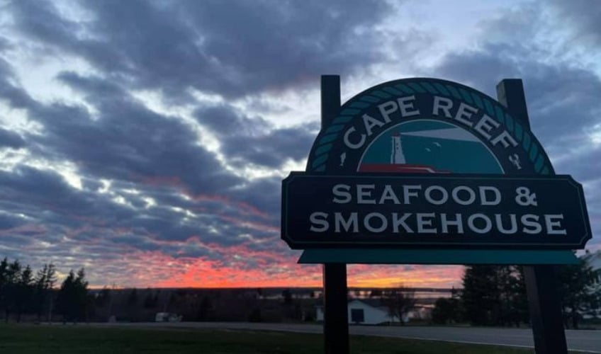 Cape Reef Seafood & Smokehouse