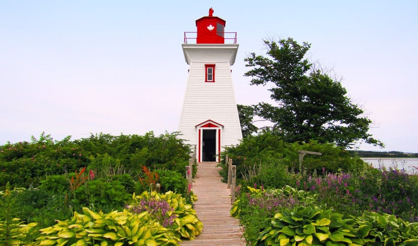 Victoria Range Light & Seaport Museum