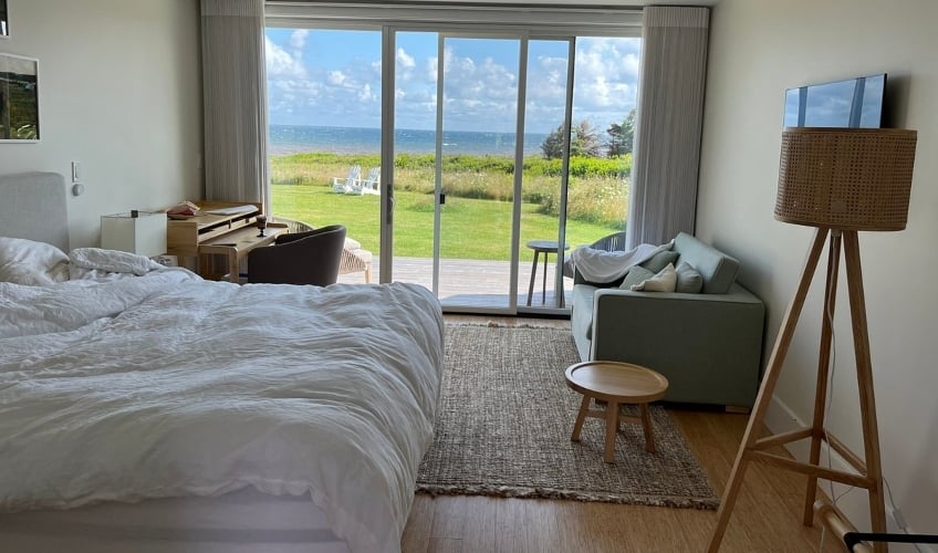 45 Steps – The Culinary Beachside Inn