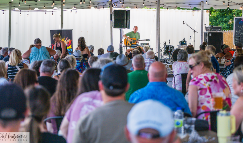 Cloggeroo - The Island Folk Festival