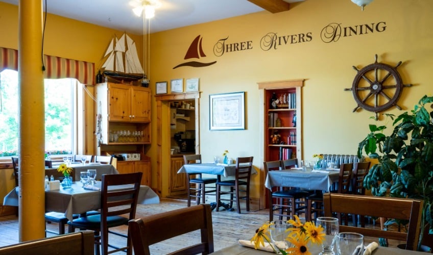 The Georgetown Historic Inn - Three Rivers Dining