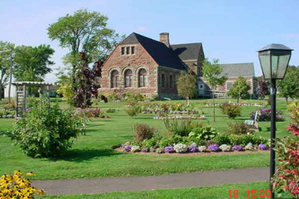 AA Macdonald Memorial Gardens
