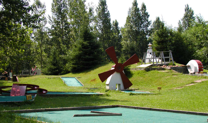 Drive-U-Krazy Mini Golf