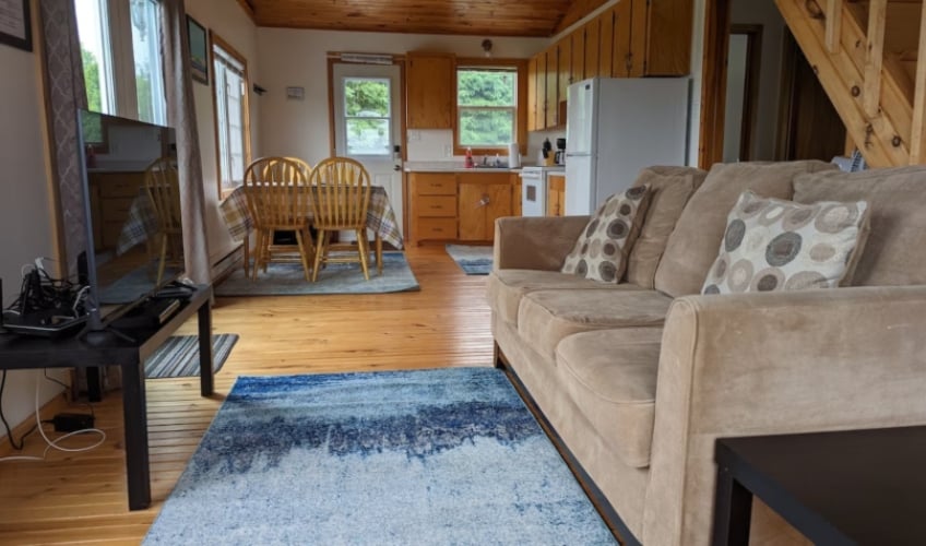 Bay Breeze Cottage