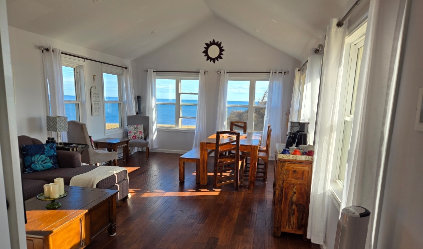 Beachfront Sunrise Cottage