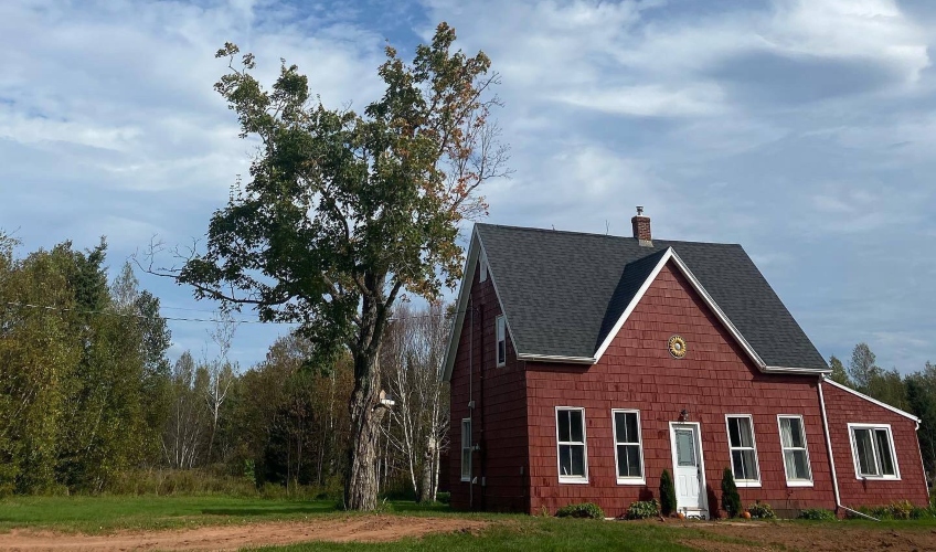 Charming Countryside Home