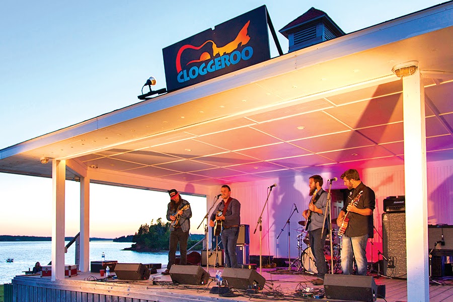 Cloggeroo - The Island Folk Festival