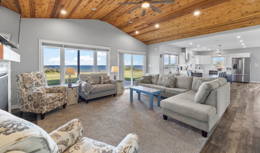 Coastal Bungalow By The Sea