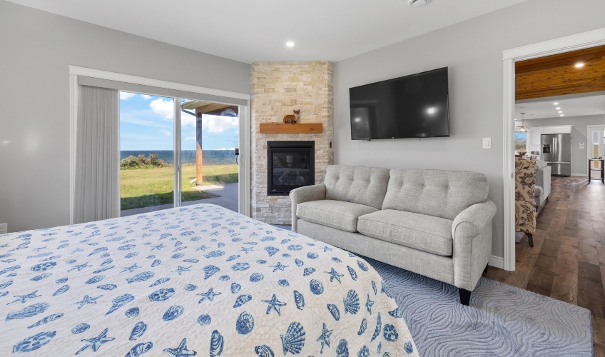 Coastal Bungalow By The Sea