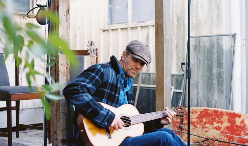 Live Music with Dave Gunning