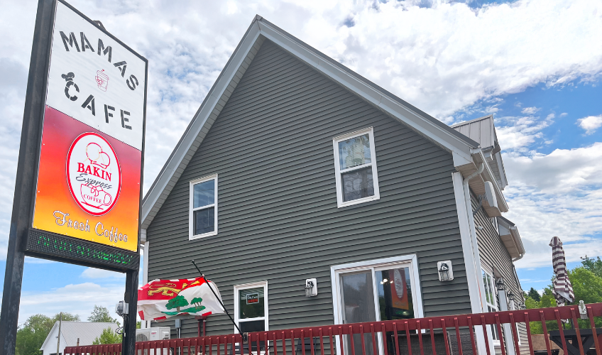 Mama's Café