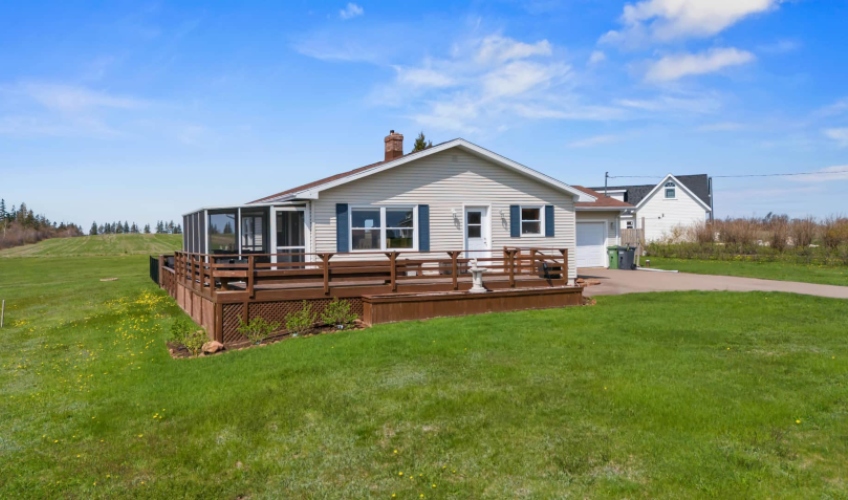 Marina Breeze Cottage