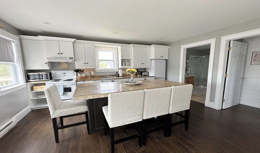 Emerald Isle Property Management Inc