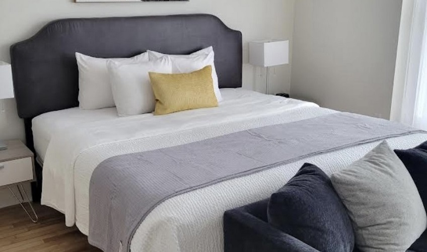 Hot Night INN Package