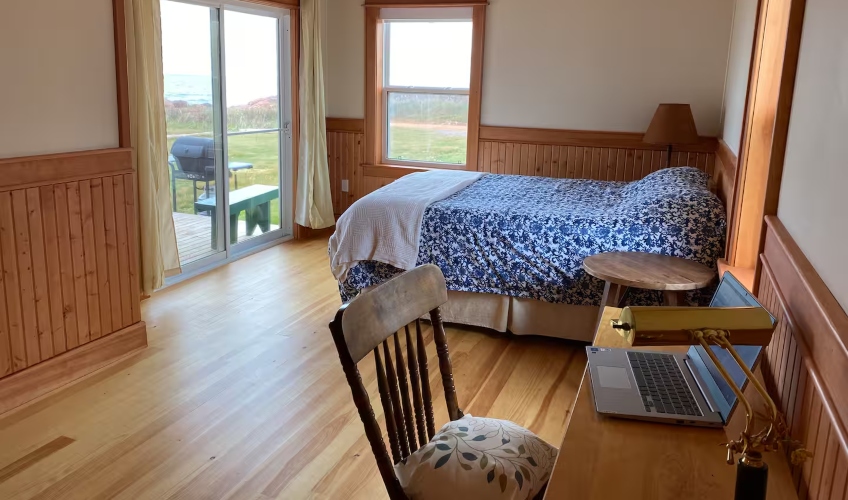 Seaside Harbour Cottage