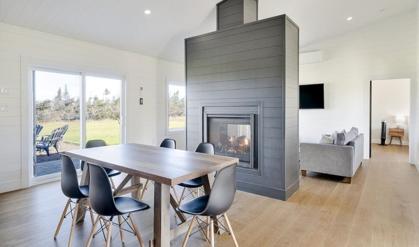 Waves & Woods Rentals