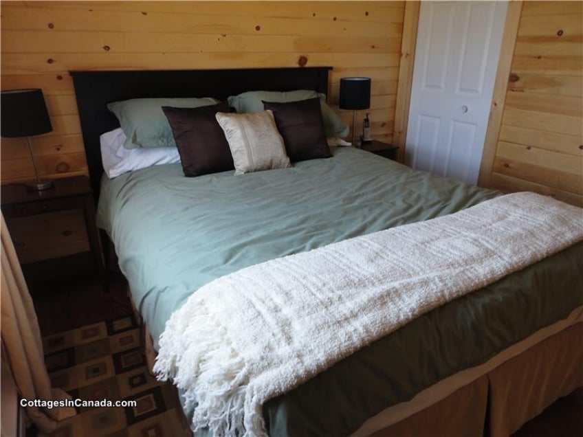 All Decked Out Cottage