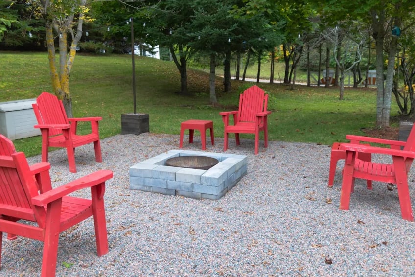 Come From Away Bed & Breakfast and Cottages