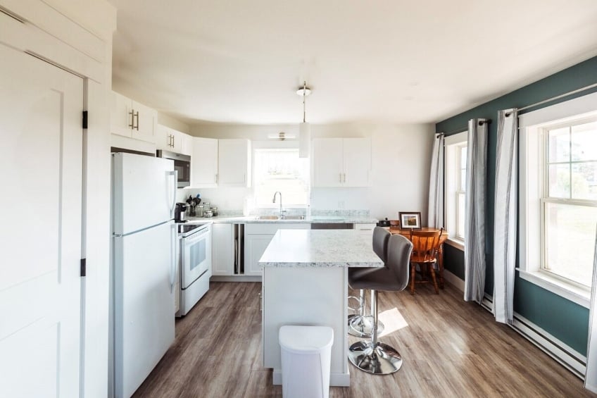 Desable Ocean Breeze Beach House