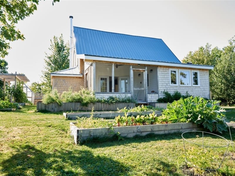 Shore Cottage
