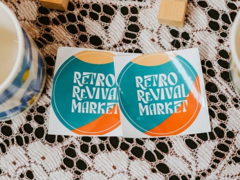 Retro Revival Market
