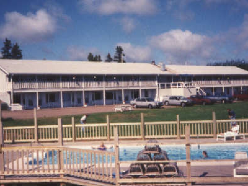 Singing Sands Inn Motel