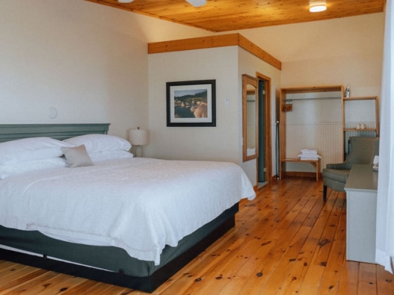 Stanhope Beach Lodge