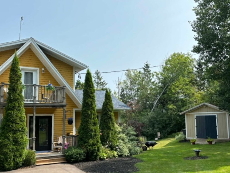 Apple Tree Chalet Retreat