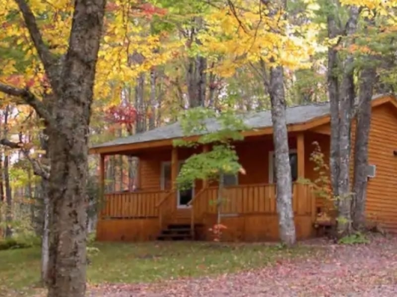 Central Maple Cottages