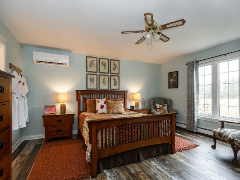 Baker Shore Bed & Breakfast