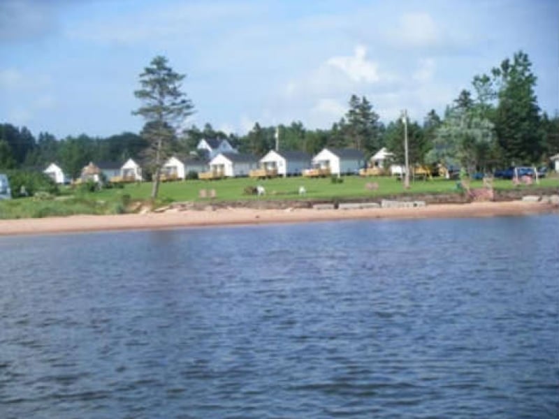 A Distant Shore Beachfront Cottages