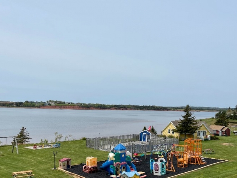Beach & Breeze Cottages