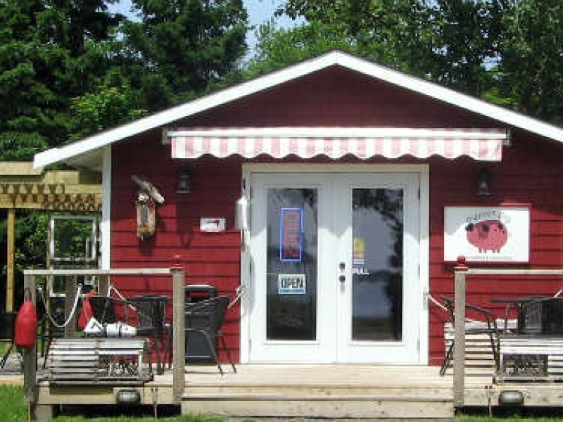 Maroon Pig Art Gallery & Sweet Shop