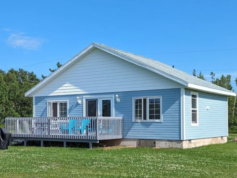 Bay Breeze Cottage