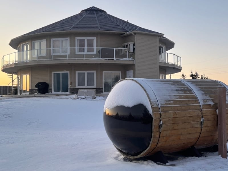 Sauna, Sip and Supper Package