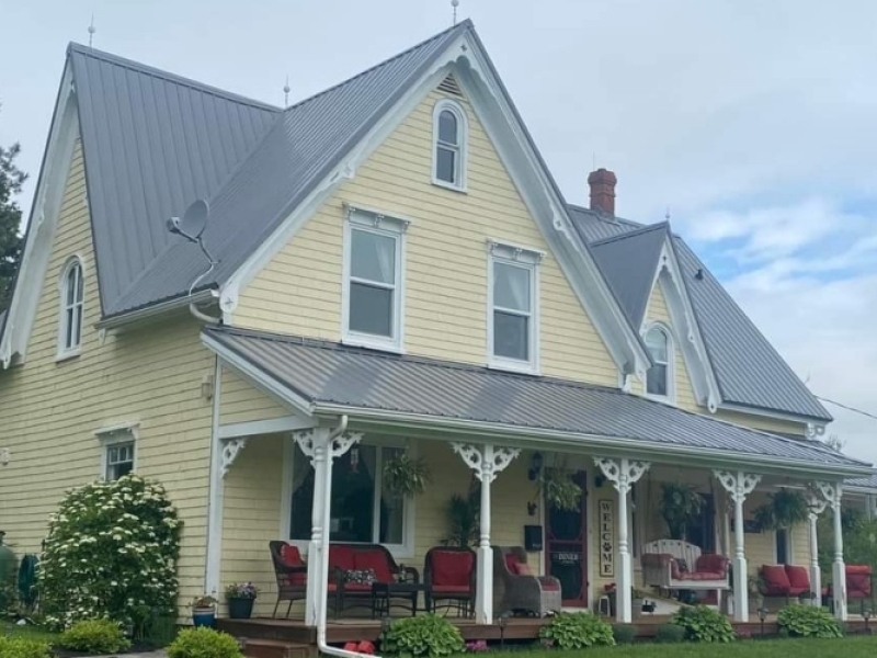 Clinton Pond B&B