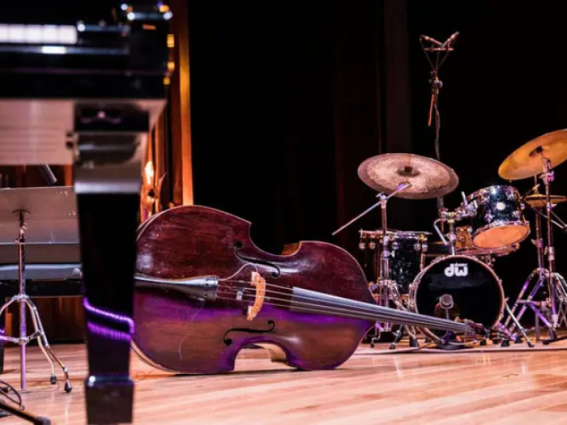 Holidays in Hollywood