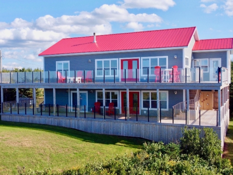 Orion's Porch At Thunder Cove Beach