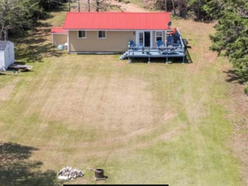S & L Cottages