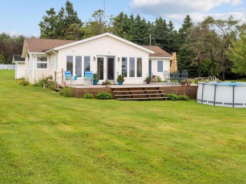 Shoreview Cottage