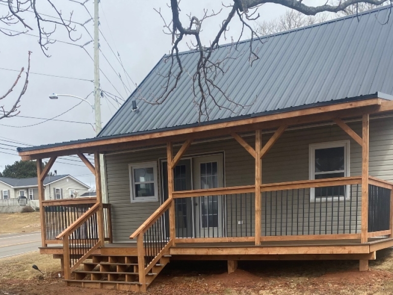 Whispering Bay Cottage