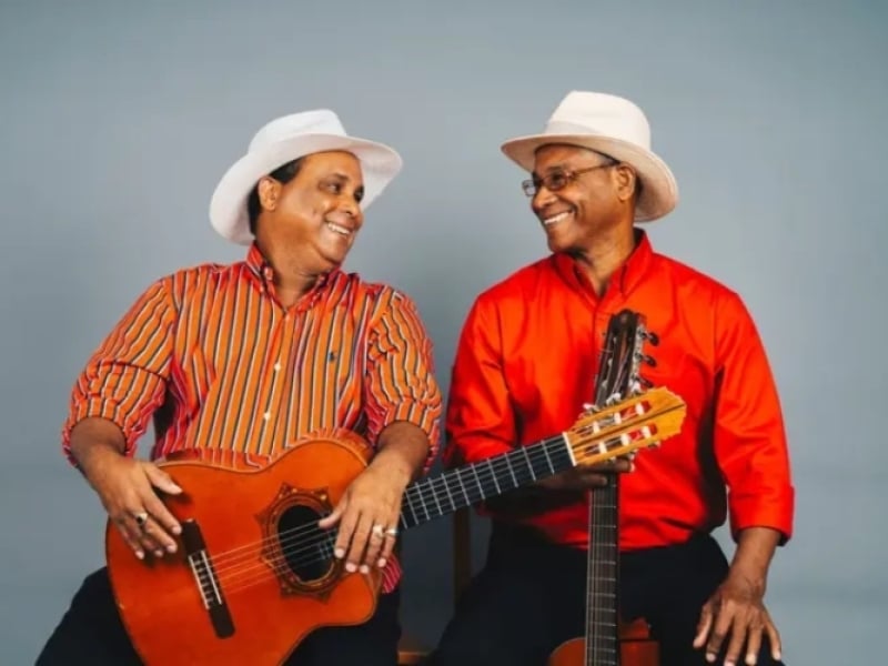 Muntuno Cubano Duo with Luisa Guiza